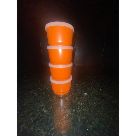 Tupperware #1229 -8 Snack Cups With Lids USA, Vintage, (Qty. 4 Cups amd Lids) - Picture 2 of 6